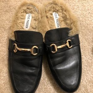 Steve Madden Black Mules!